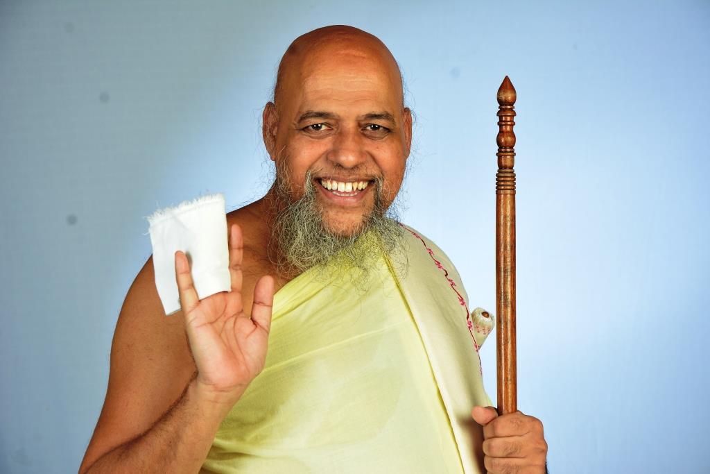 Acharya Nityananda suriji (106)