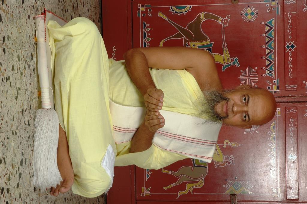 Acharya Nityananda suriji (48)