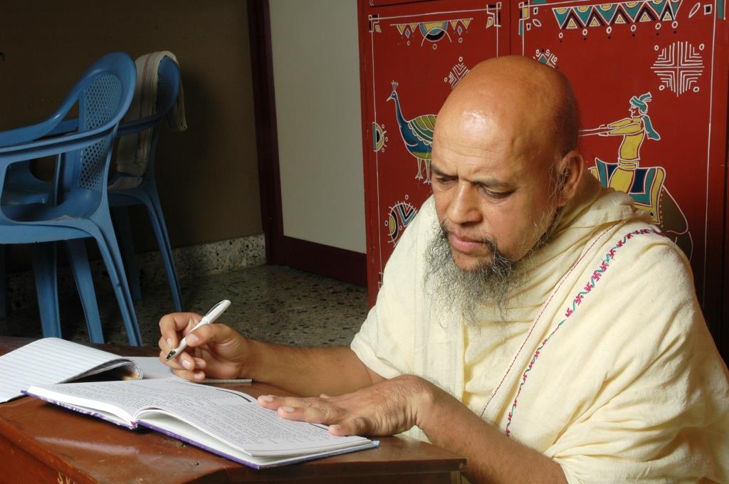Acharya Nityananda suriji (62)