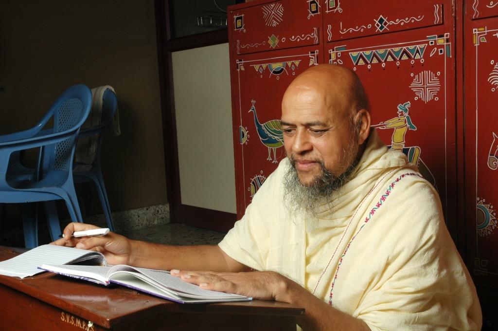 Acharya Nityananda suriji (67)