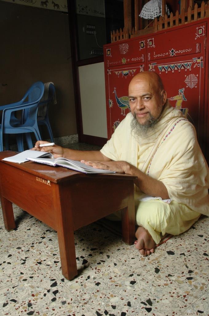 Acharya Nityananda suriji (68)