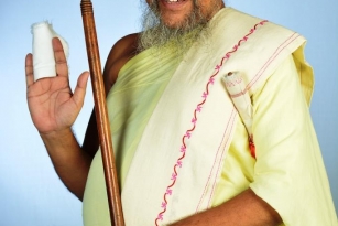 Acharya Nityananda suriji (101)