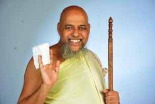Acharya Nityananda suriji (106)