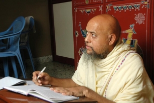 Acharya Nityananda suriji (64)
