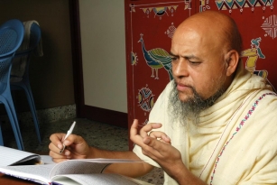 Acharya Nityananda suriji (66)