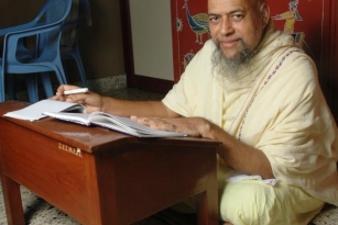 Acharya Nityananda suriji (68)