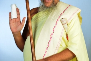 Acharya Nityananda suriji (99)