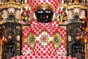 Aangi Of Jain God Munisuvrat Sawami (104)