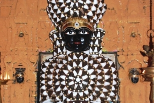 Aangi Of Jain God Munisuvrat Sawami (108)