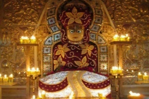 Jain god angi photo