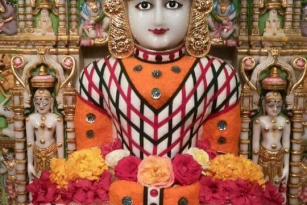 Jain gods angi pic
