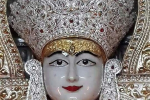 Jain prabhu aangi image