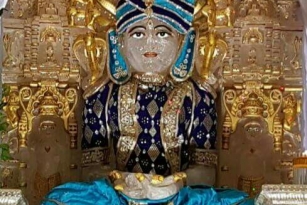 Jain prabhu angi pic