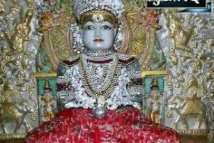 Jain pratima's aangi pics