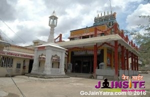 1008 Parshwanath Digamber Jain Atishay Kshetra Vashi